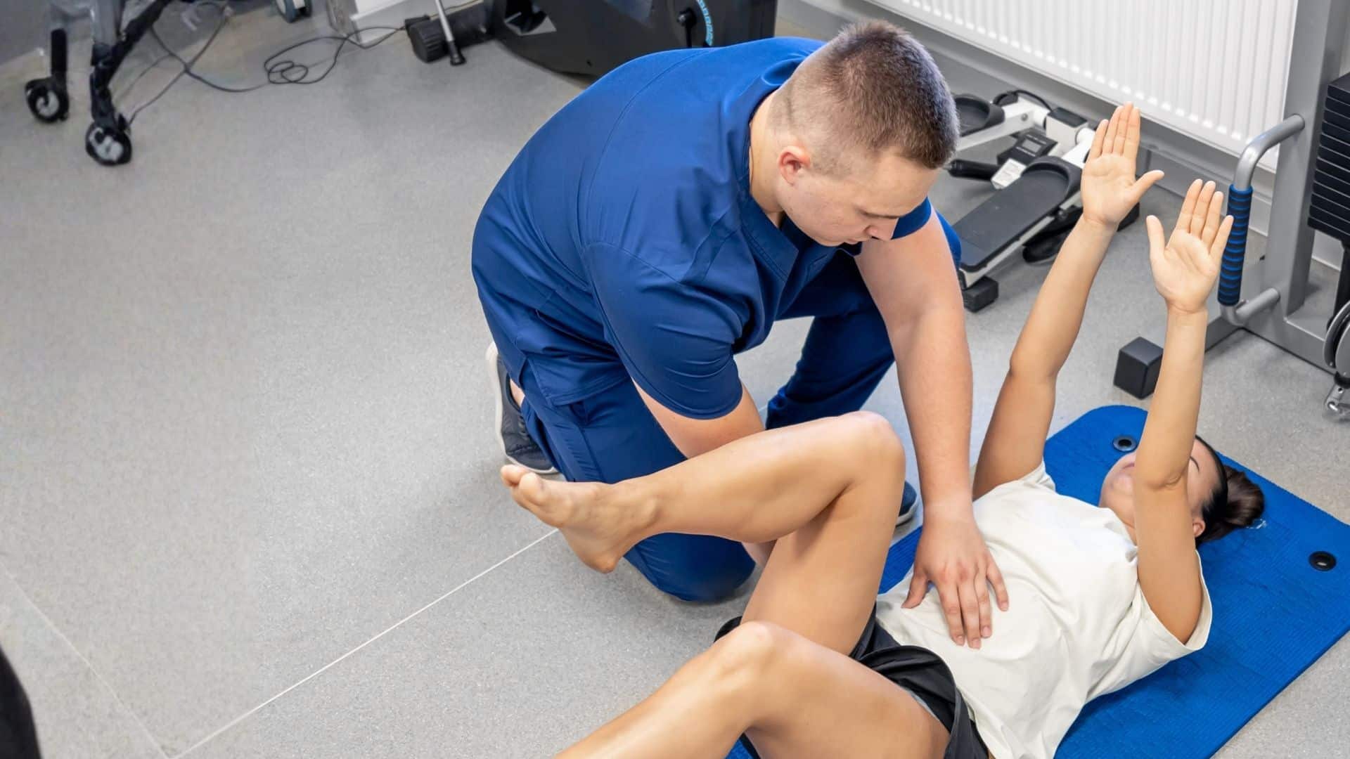 Slipping Rib Syndrome: Which Ribs Are Affected and Complete Treatment Guide 3 UK Physical Therapy, Slipping rib syndrome