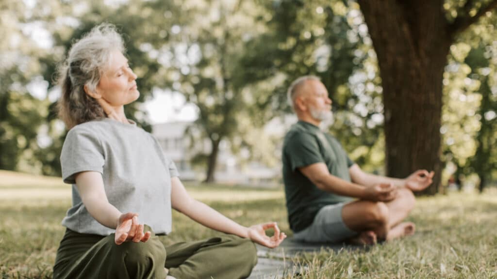 Pain in the Back Near the Lungs: Is It Muscle, Ribs, or Something Else? 3 Relaxation Activities