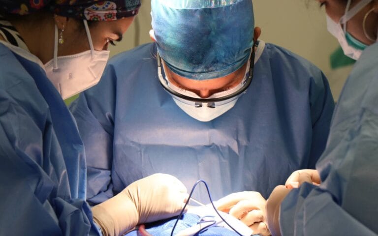 Who Can and Cannot Have Lung Cancer Surgery