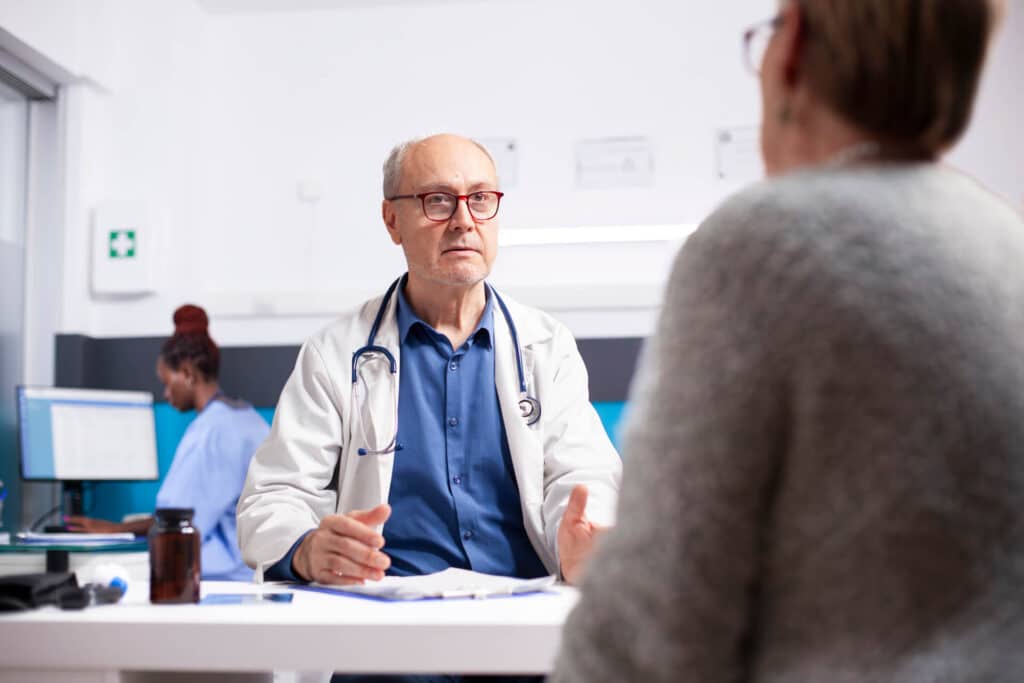 How Long Does a Titanium Rib Plate Stay in Your Body? 2 Doctor Assessment for Rib Plate Removal